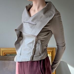 BCBGMaxAzria Women's XS Light Grey Leather Jacket Y2K